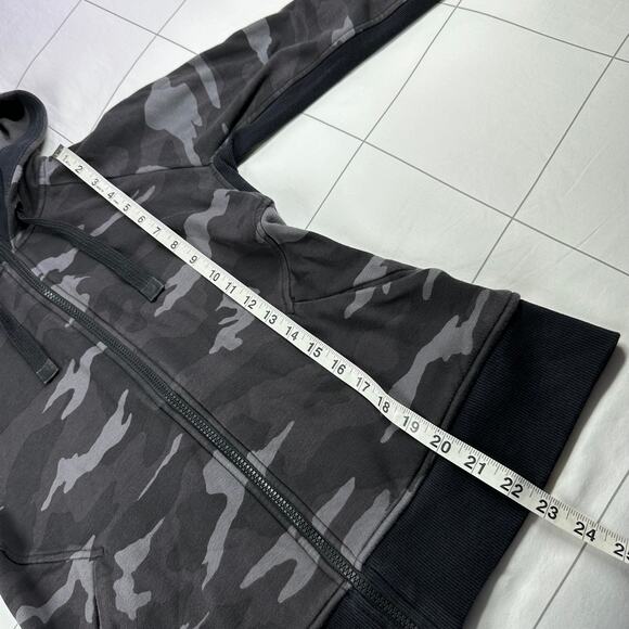 Athleta Jacket Womens Small Black Gray Camo Triumph Hoodie Full Zip Athleisure - Picture 8 of 8